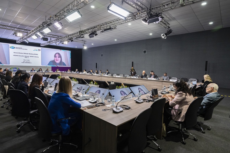 apc_7474_apec_53703068248_o